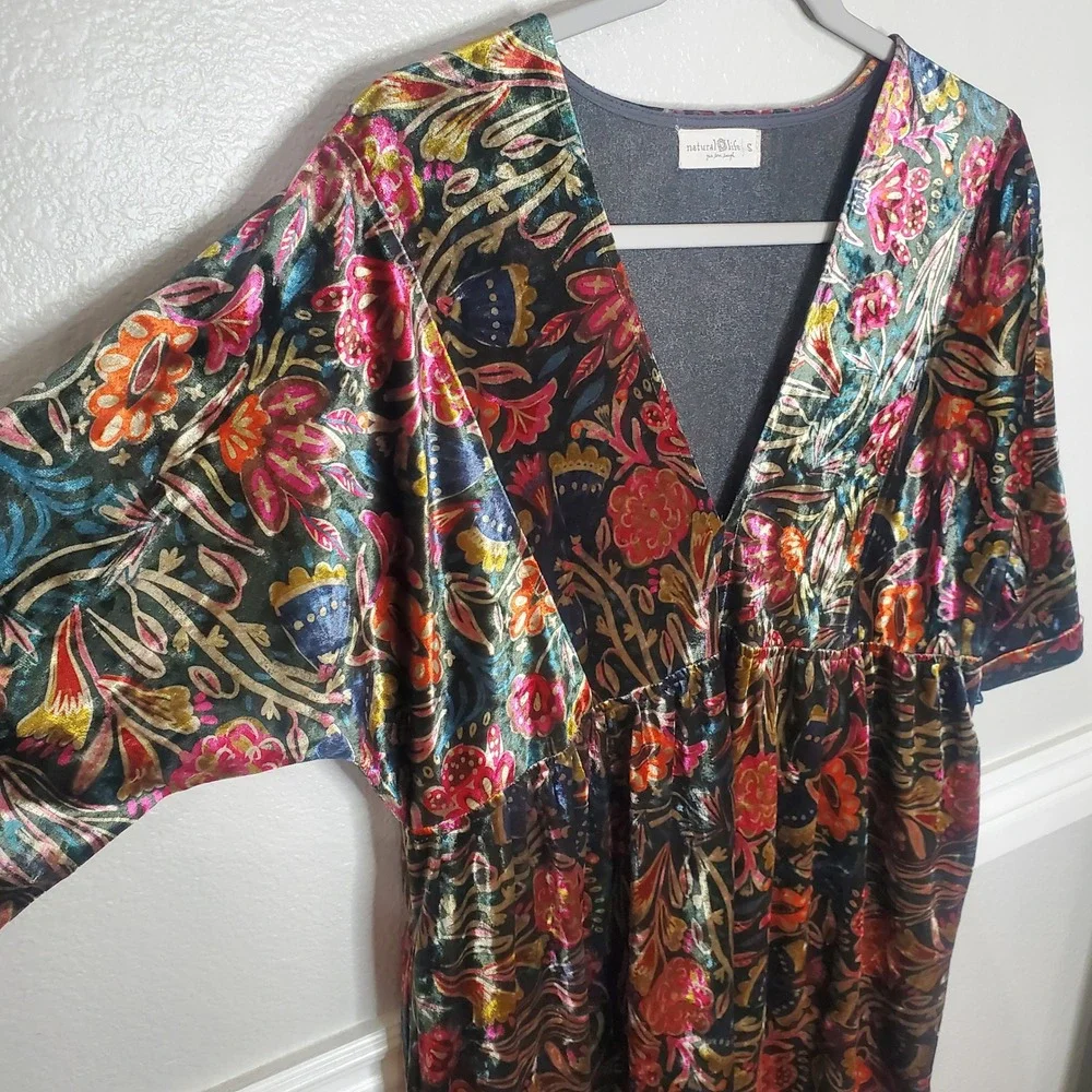 Natural Life Velvet Floral V-Neck Mini Dress Multi-Color Boho Bell Sleeve Small - Picture 3 of 10